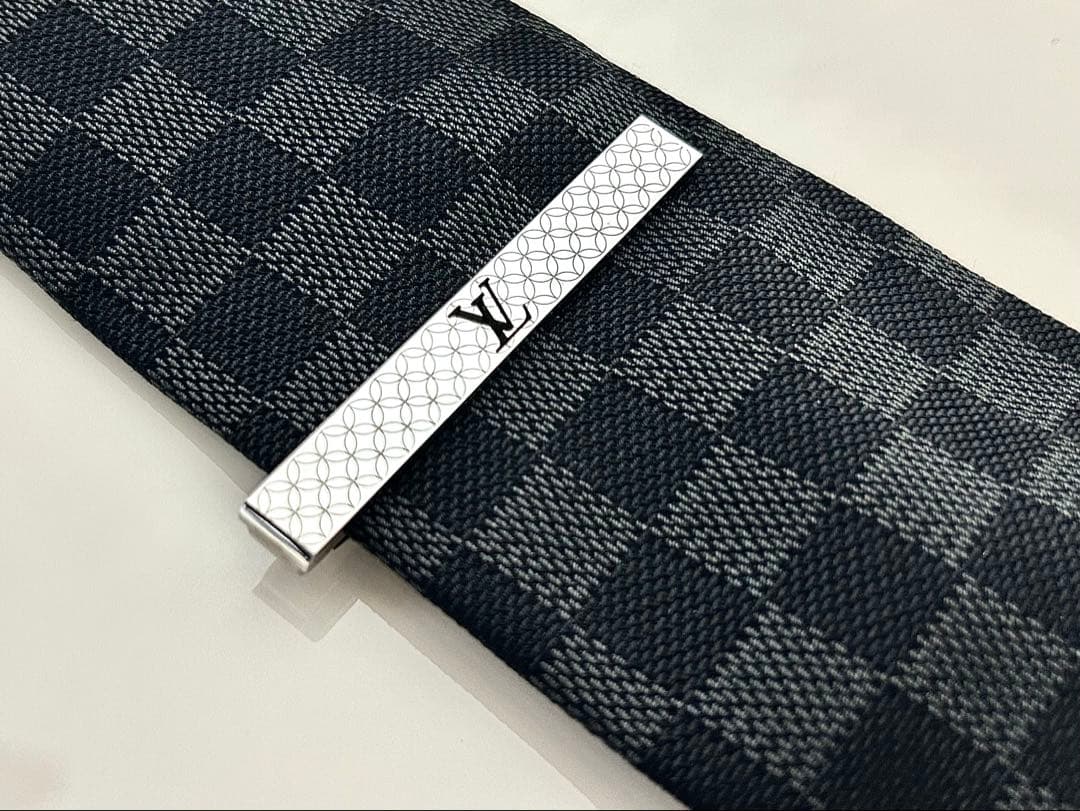 美品 LOUIS VUITTON ネクタイピン M65042 シルバー ヴィトン