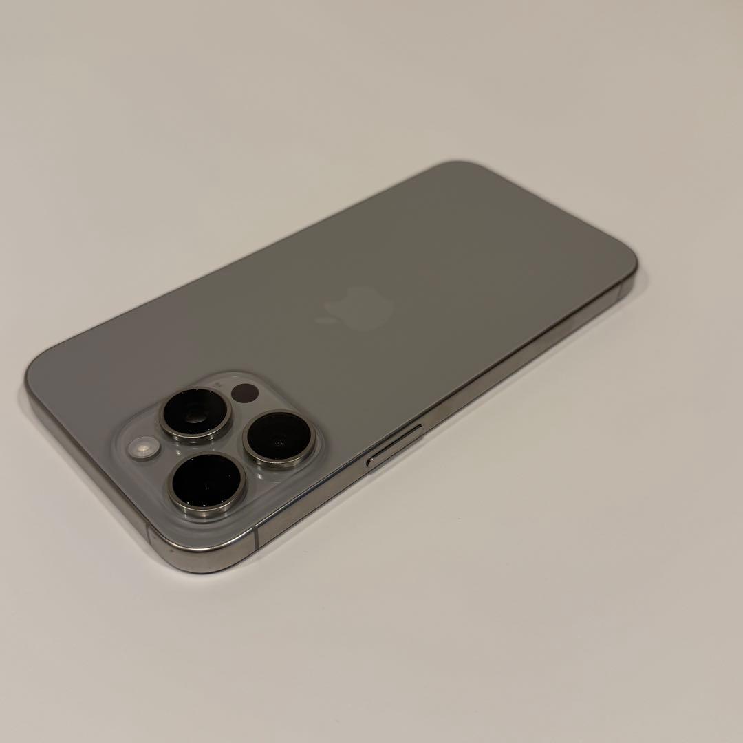 iPhone 15 Pro Max 256GB ナチュラルチタニウム