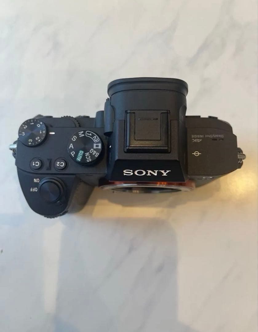 美品♪ SONY ILCE−7M3 & ズームレンズSET(カメラケース付き)