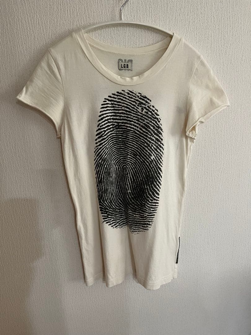 ⚫︎LGB hand graphic Tシャツ
