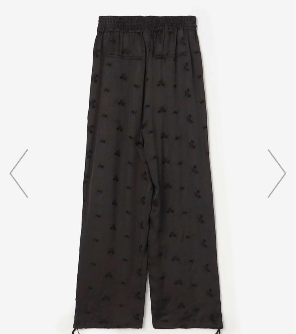 TICCA | フラワーエンブロイダリー サテンパンツ