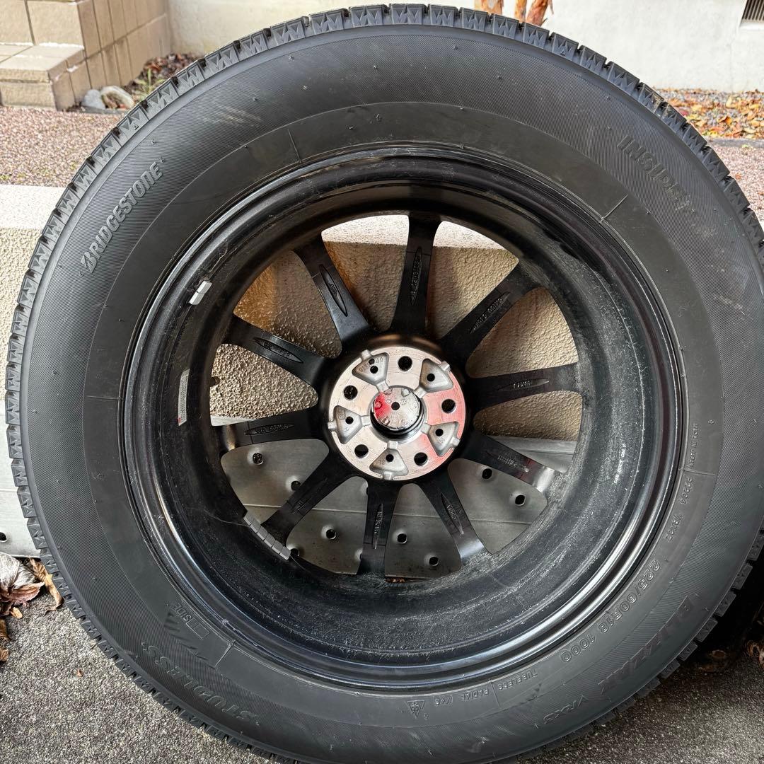 クラウンクロスオーバースタッドレス ブリヂストン VRX3 18インチ 送料込み