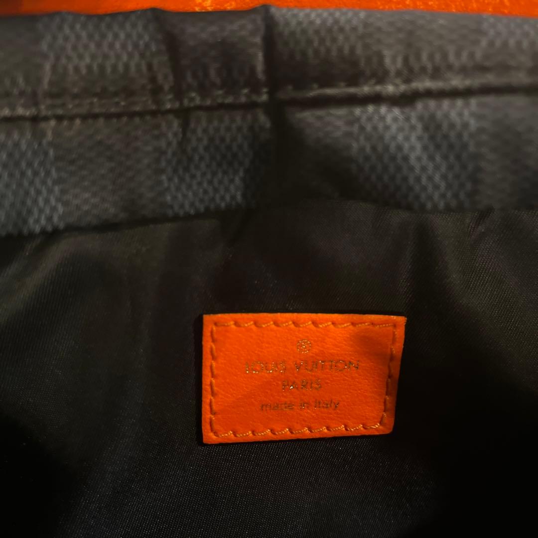 ヴィトン　ボディバッグ