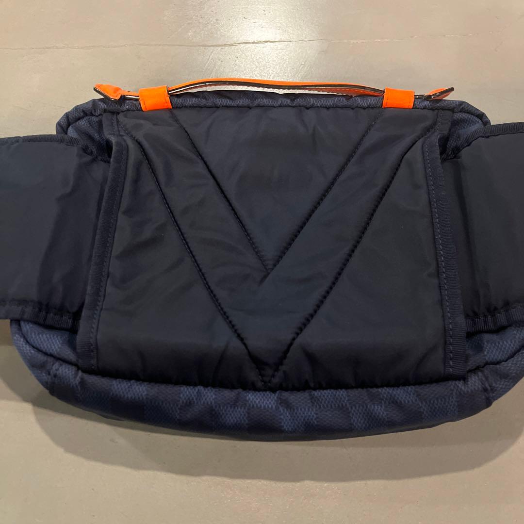 ヴィトン　ボディバッグ