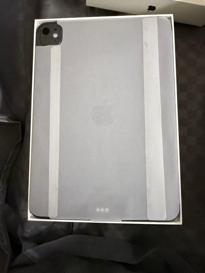 11インチiPad Pro Wi-Fiモデル 512GB（標準ガラス搭載）