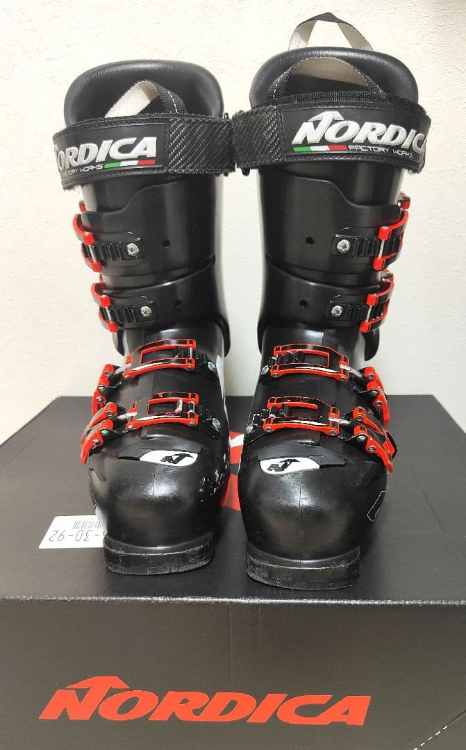 【最終価格！！】スキーブーツ　ノルディカ　ドーベルマンGP110 良品☆