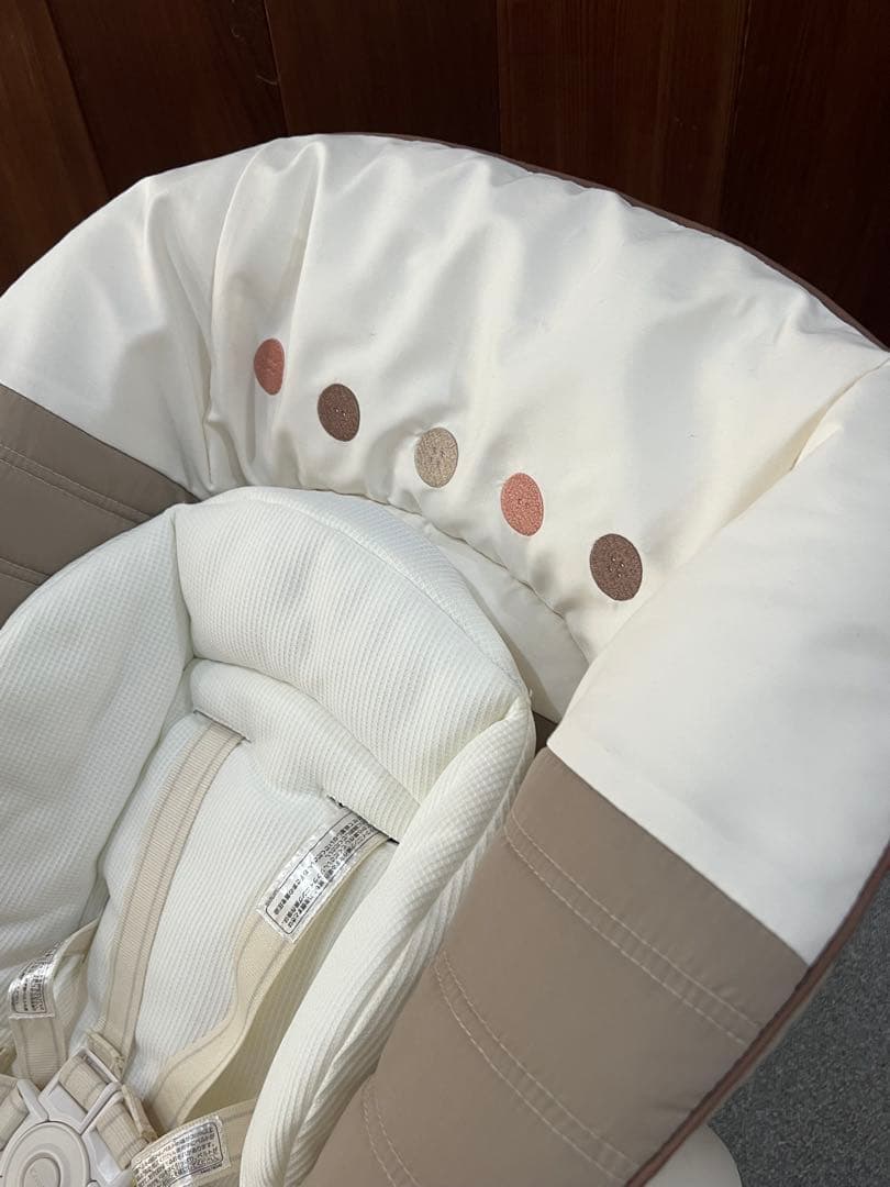 コンビ ネムリラ AT オートスウィング 電動　自動　ココブラウン