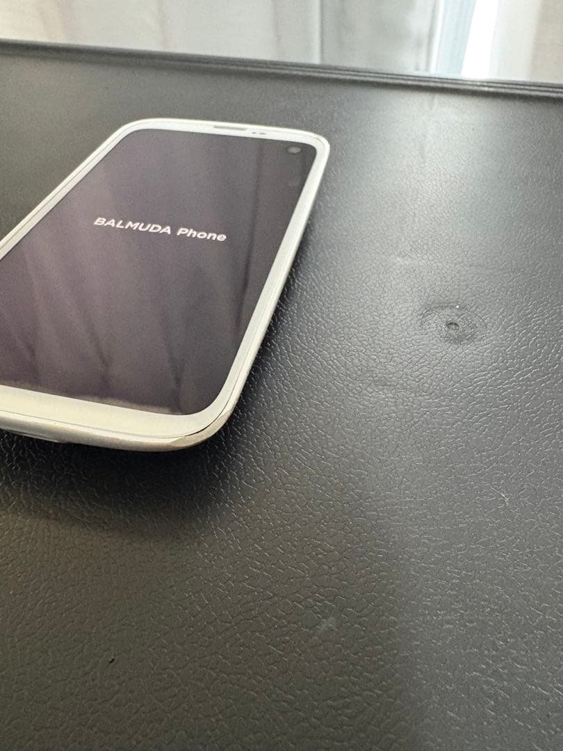 動作確認済 バルミューダフォン ホワイト