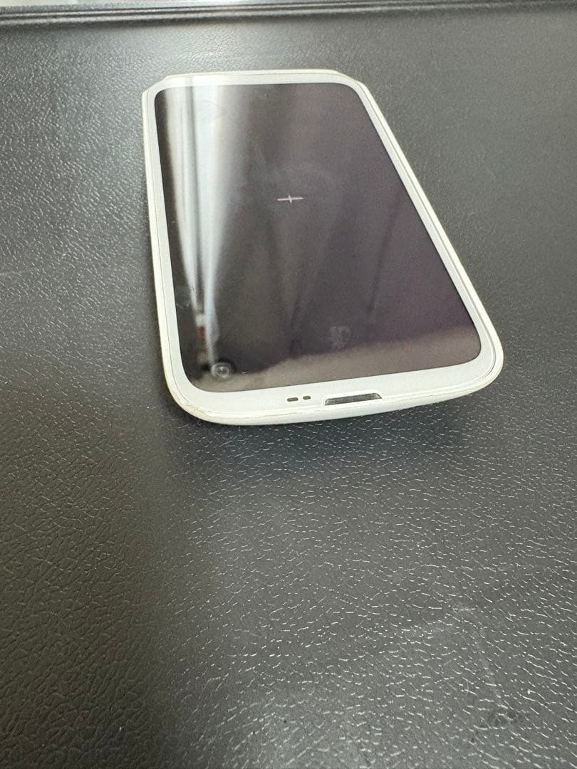 動作確認済 バルミューダフォン ホワイト