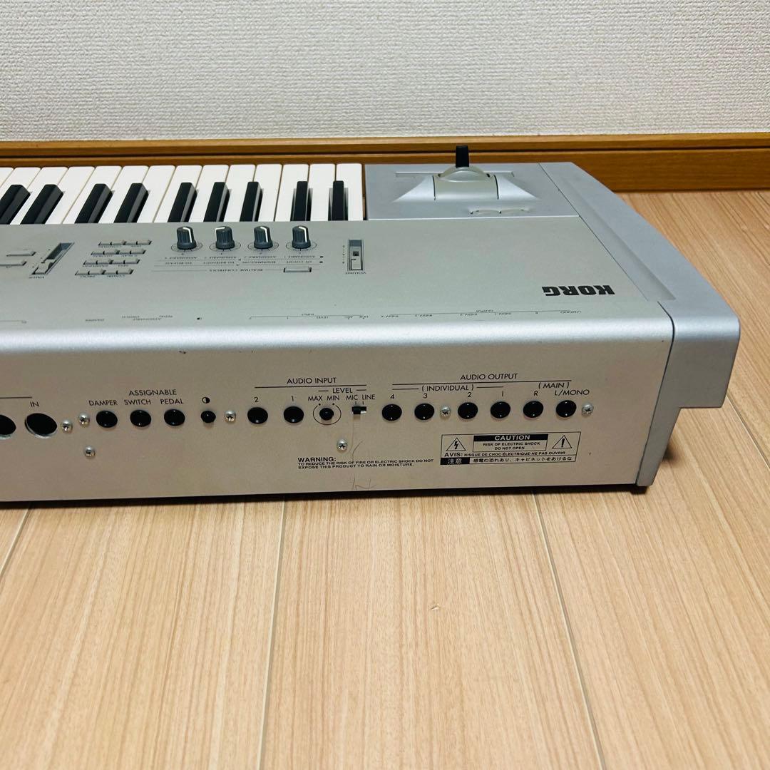 【音出しOK】KORG TRITON シンセサイザー 61鍵 ソフトケース付き