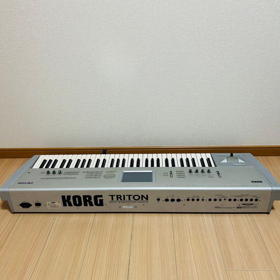 【音出しOK】KORG TRITON シンセサイザー 61鍵 ソフトケース付き