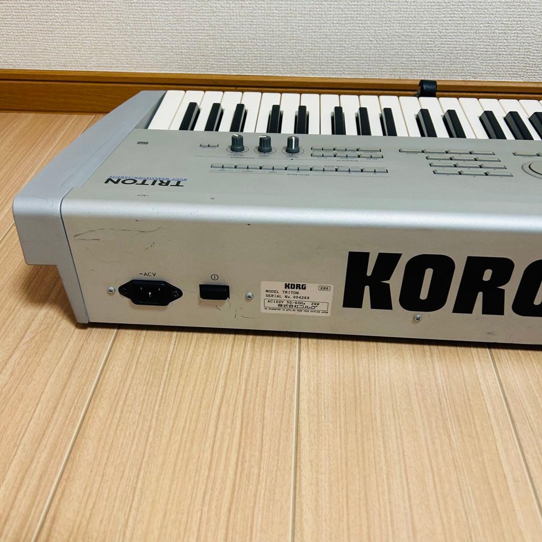 【音出しOK】KORG TRITON シンセサイザー 61鍵 ソフトケース付き