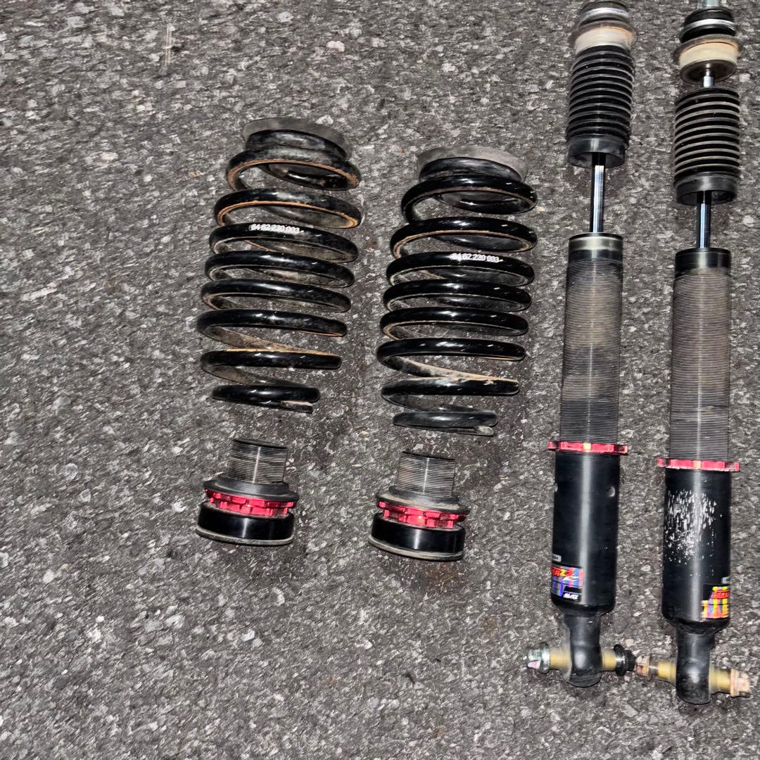 ZVW30 プリウス BLITZ DAMPER ZZ-R 車高調