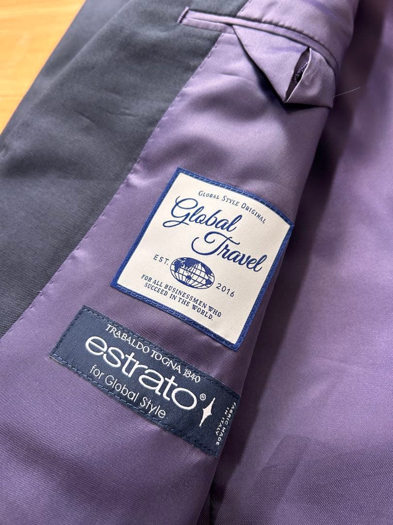 未使用に近い　グローバルスタイル　イタリア製エストラート　ネイビースーツ　XL