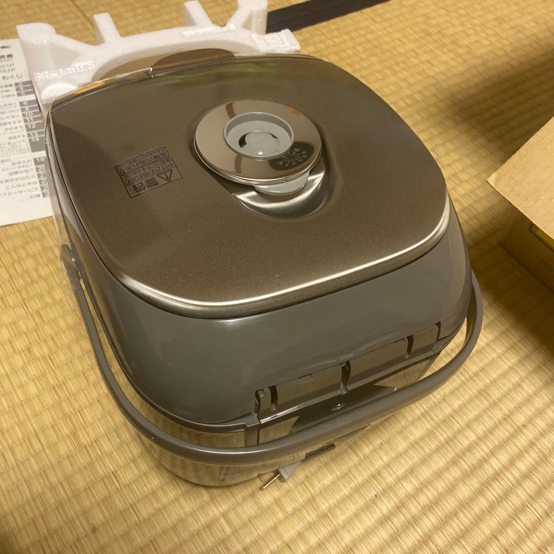 パナソニック 炊飯器SR-HG101-N