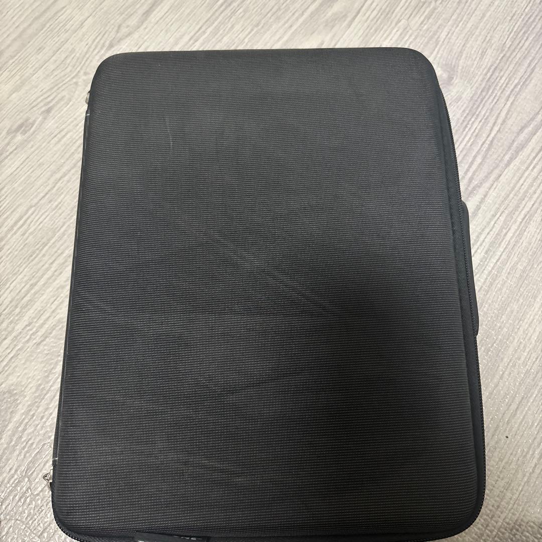 PANTON パントン　エッセンシャル 6個セット　ケース付き 色見本　デザイン