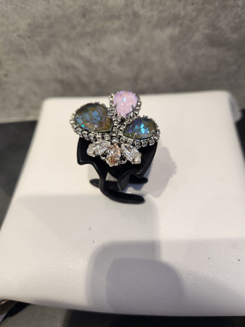 Complexbiz　花型クリスタルヘアクリップ