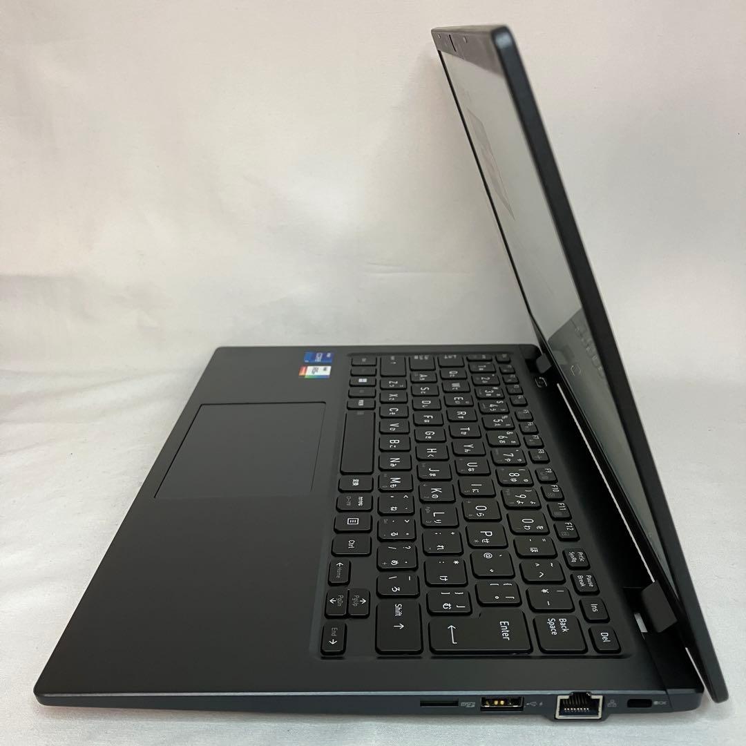 美品 ダイナブック G83/KV 12世代 i7 32GB 512GB オフィス