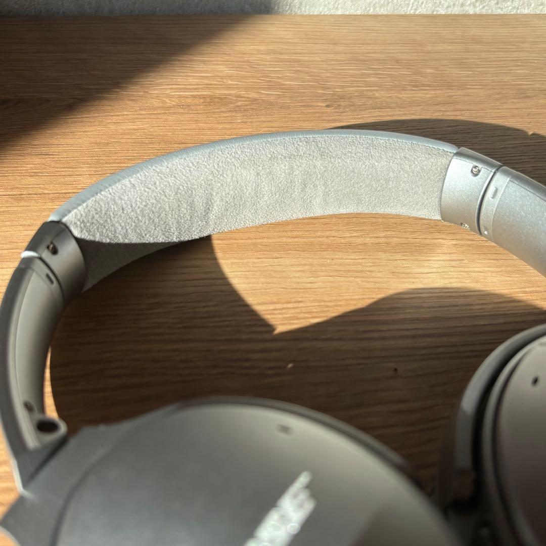 ほぼ未使用美品Bose QuietComfort 35 ワイヤレスヘッドホン