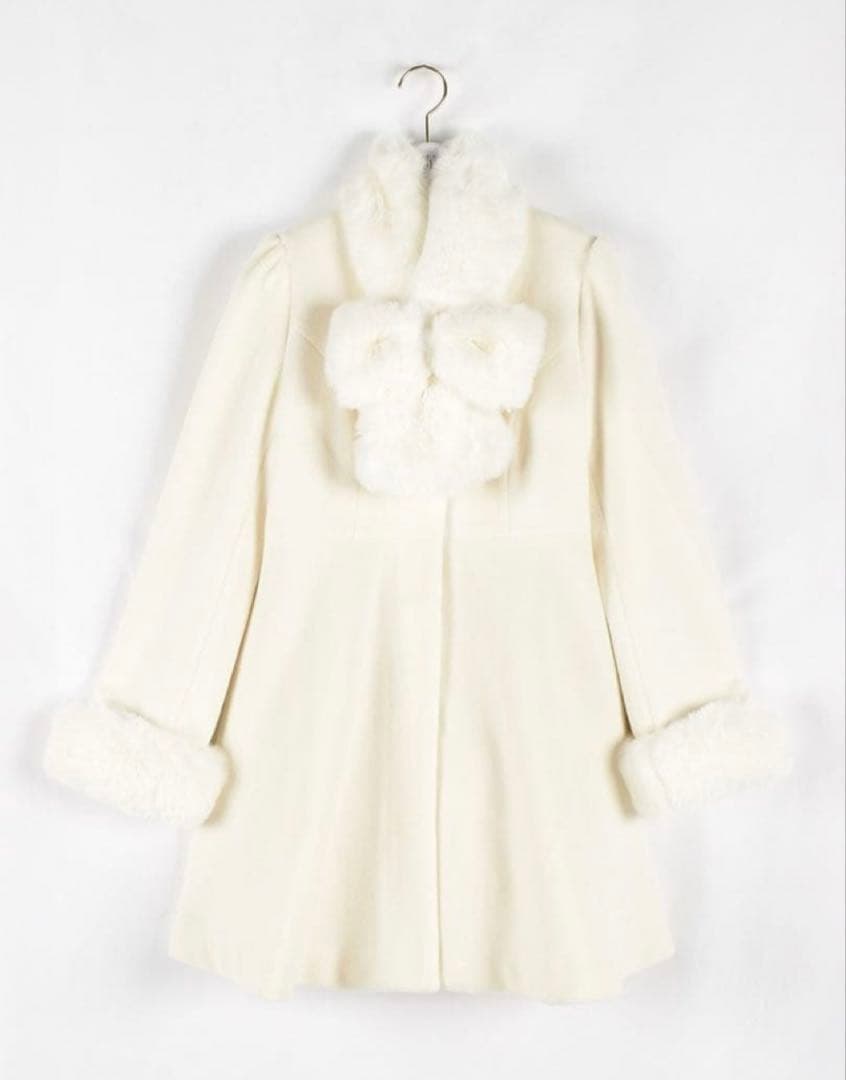 evelynビジューコート2022リボンティペット付きホワイト白 Aラインコート