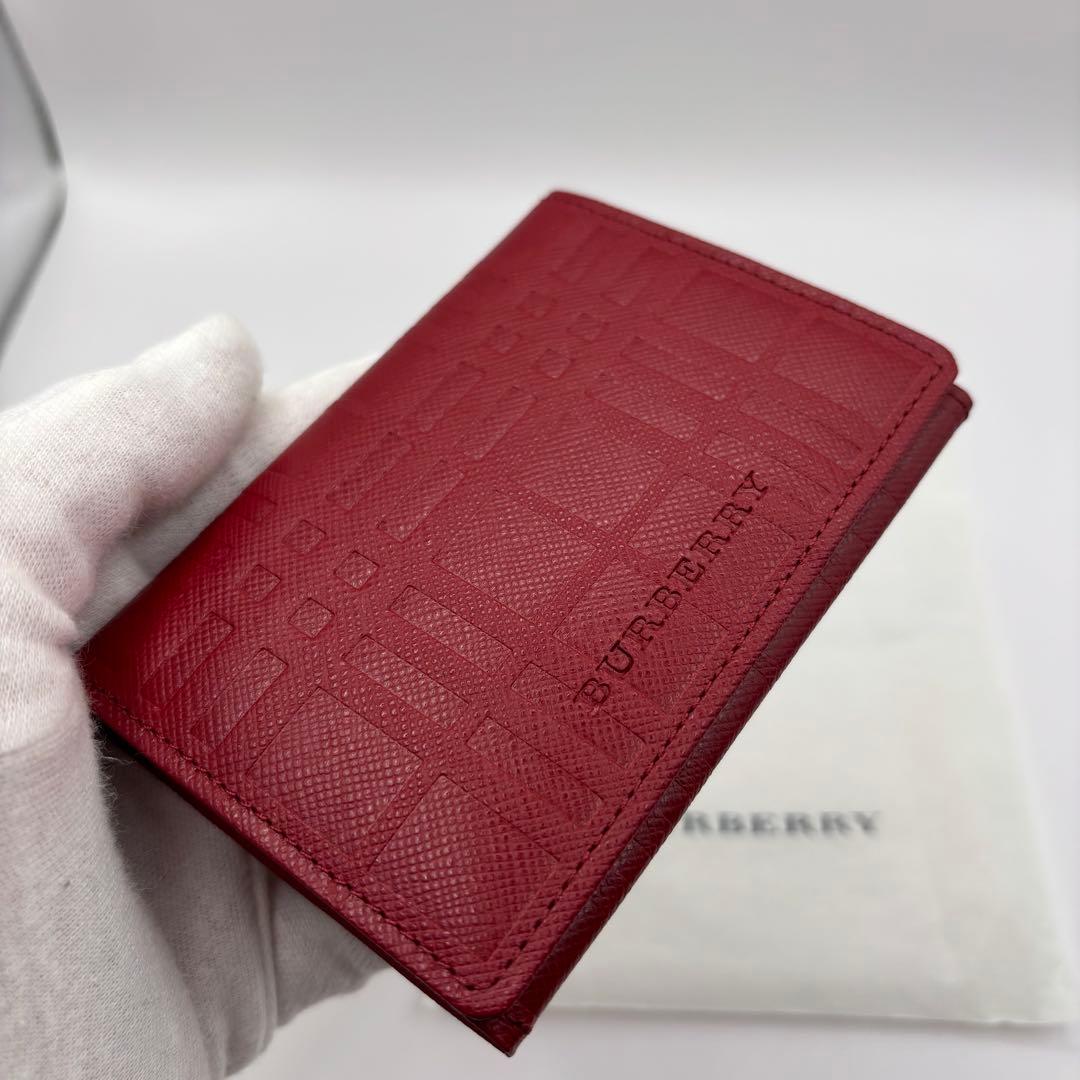 【極美品】　BURBERRY 名刺入れ　カードケース　エンボス　レッド　レザー
