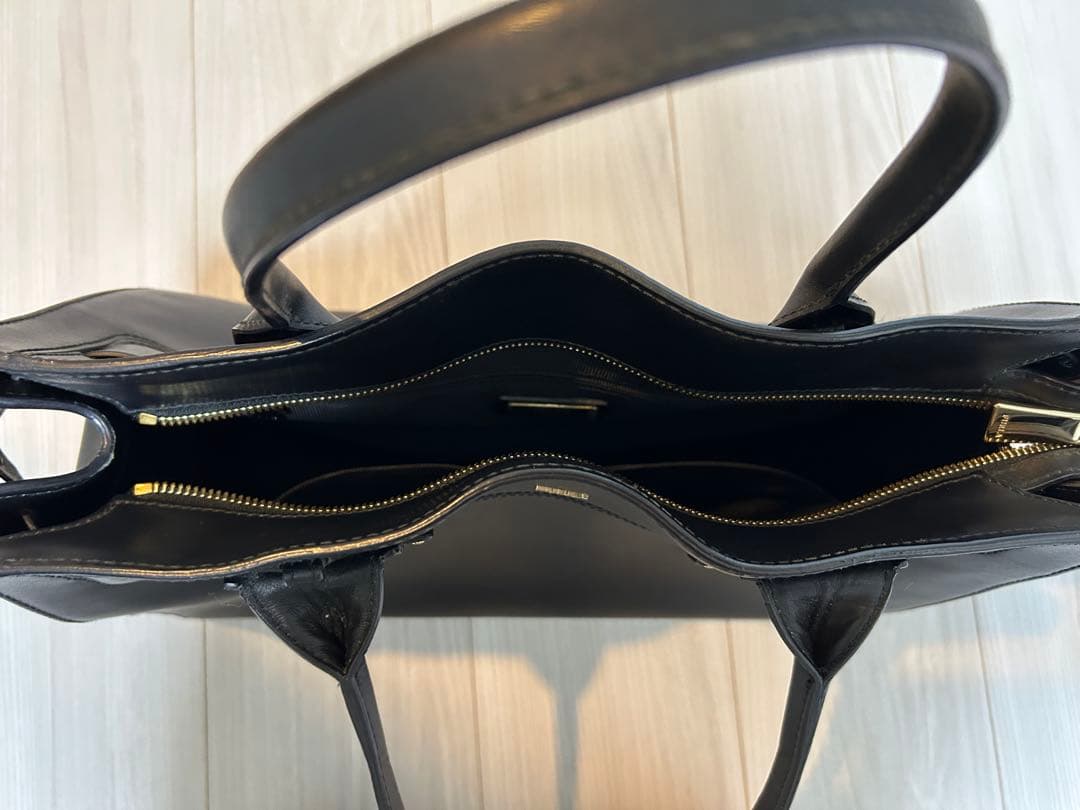 FURLA ビジネスバッグ A4収納可 自立 保存袋付き