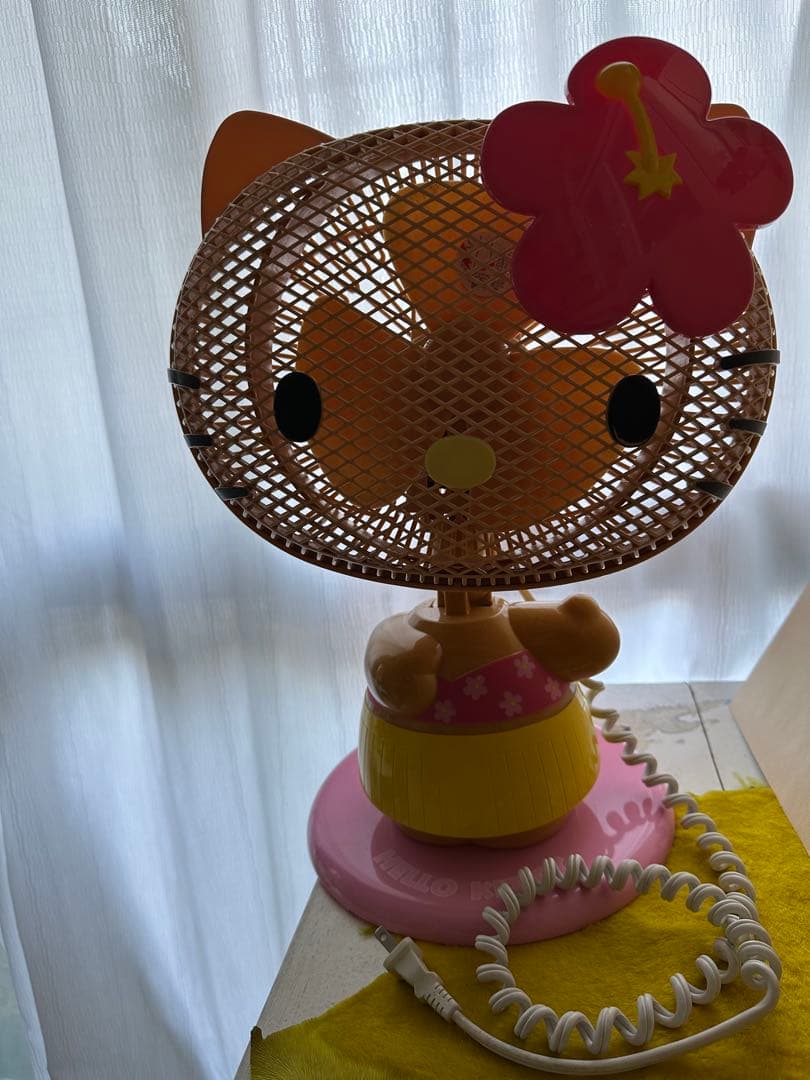 (専用) キティちゃん 黒ギャル ハイビスカス 扇風機
