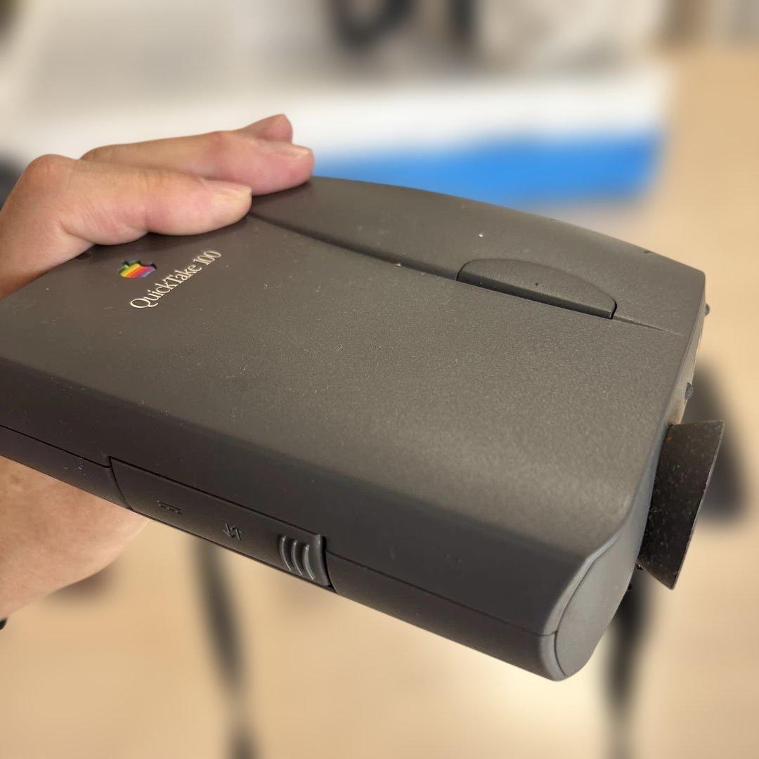 Apple QuickTake 100 ￼ plusデジタルカメラ