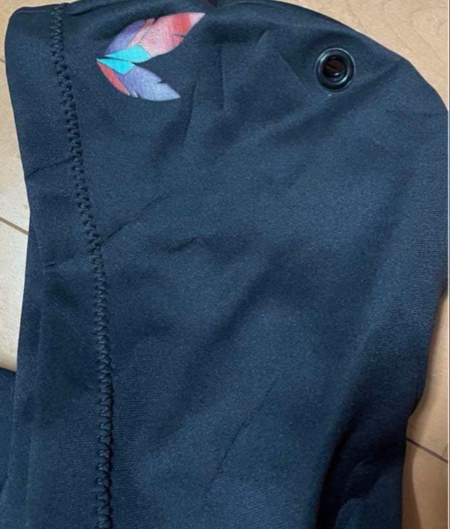 ア*ル様 ROXY ロキシー フルスーツ フロントジップ フード付き 3mm