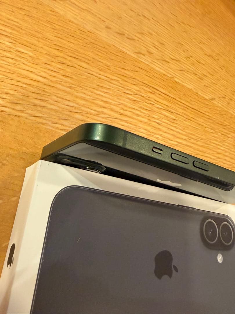 iPhone13 128GB グリーン　純正バッテリー交換済み100%