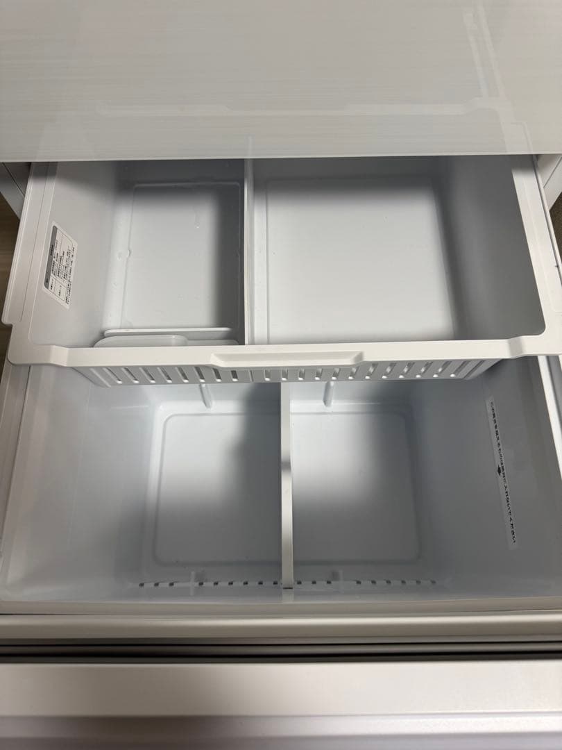 【高年式モデル356L】 Hisense 大型冷蔵庫 白　2023年式