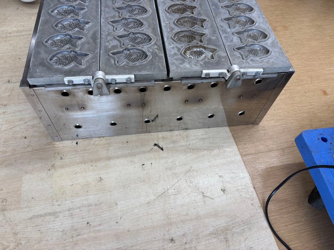 業務用魚型 たい焼き器　LPガス　屋台　鯛焼き