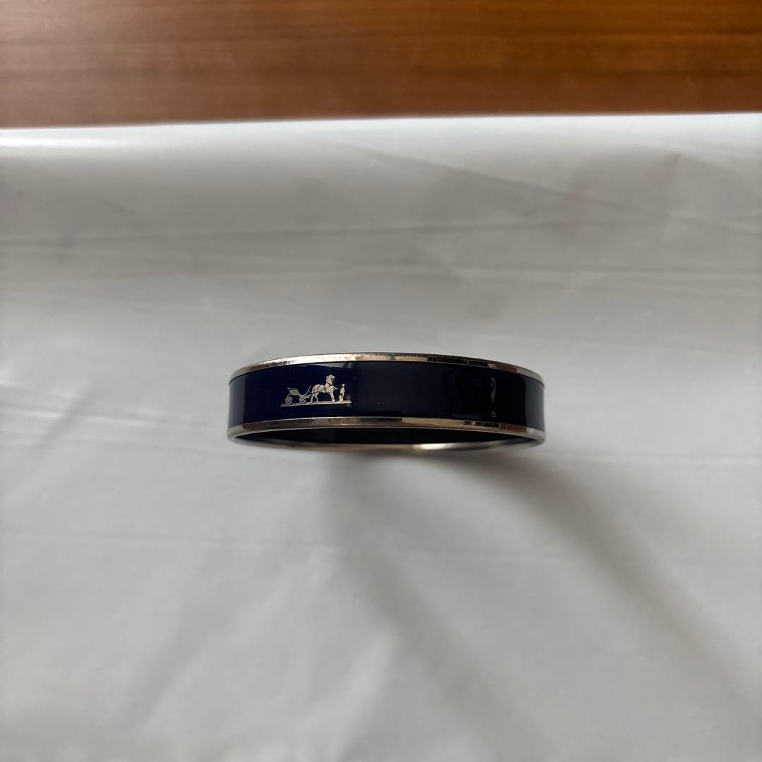 【値下げ】HERMES ネイビー エナメルバングル