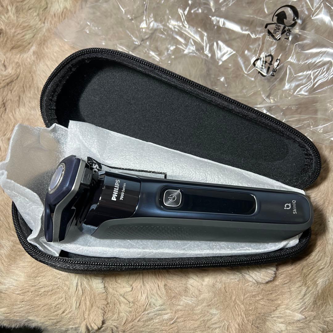 フィリップス 電動シェーバー 7000シリーズ 洗浄機付きモデルS7882/51