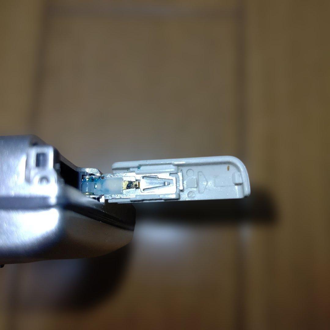 ほぼ完品 SONY ポータブルMDプレーヤー MZ-E505