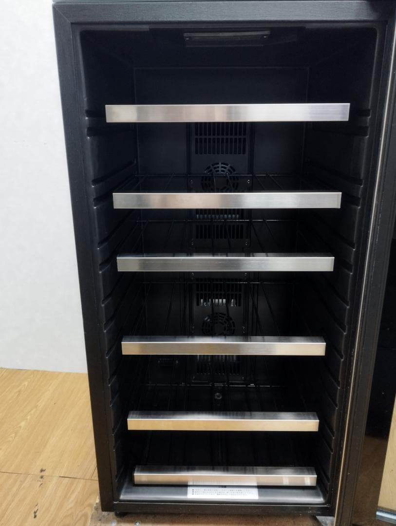 K♦039 デバイスタイル ワインセラー WF-P28GS-LTD　限定品