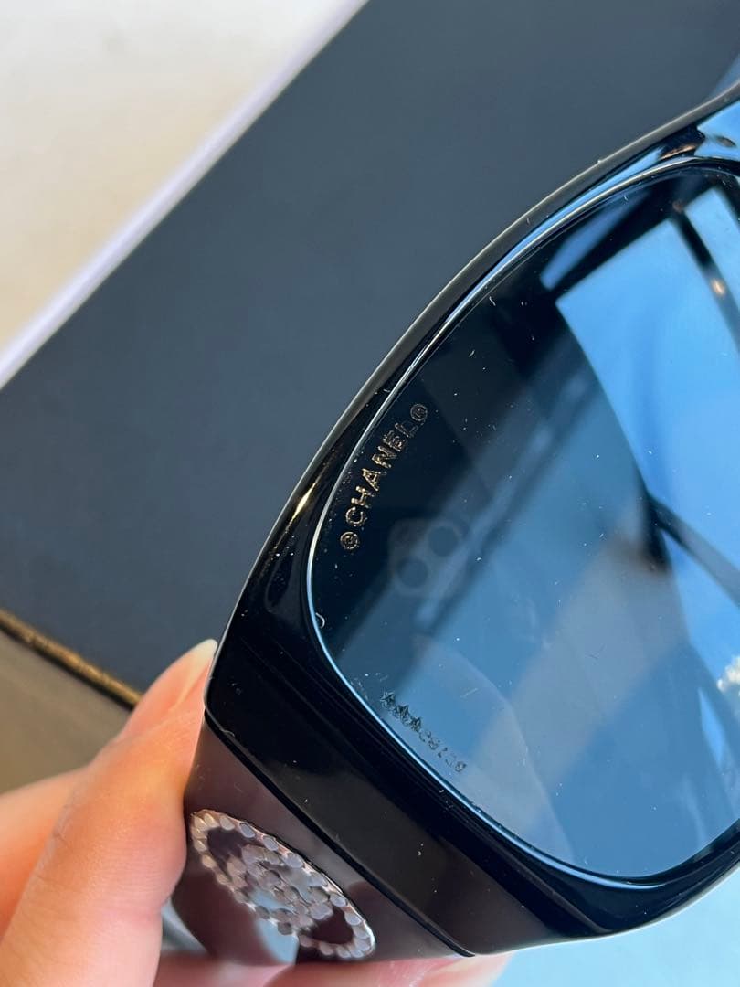 【新品未使用】CHANEL ココマーク　パール　ブラックサングラス