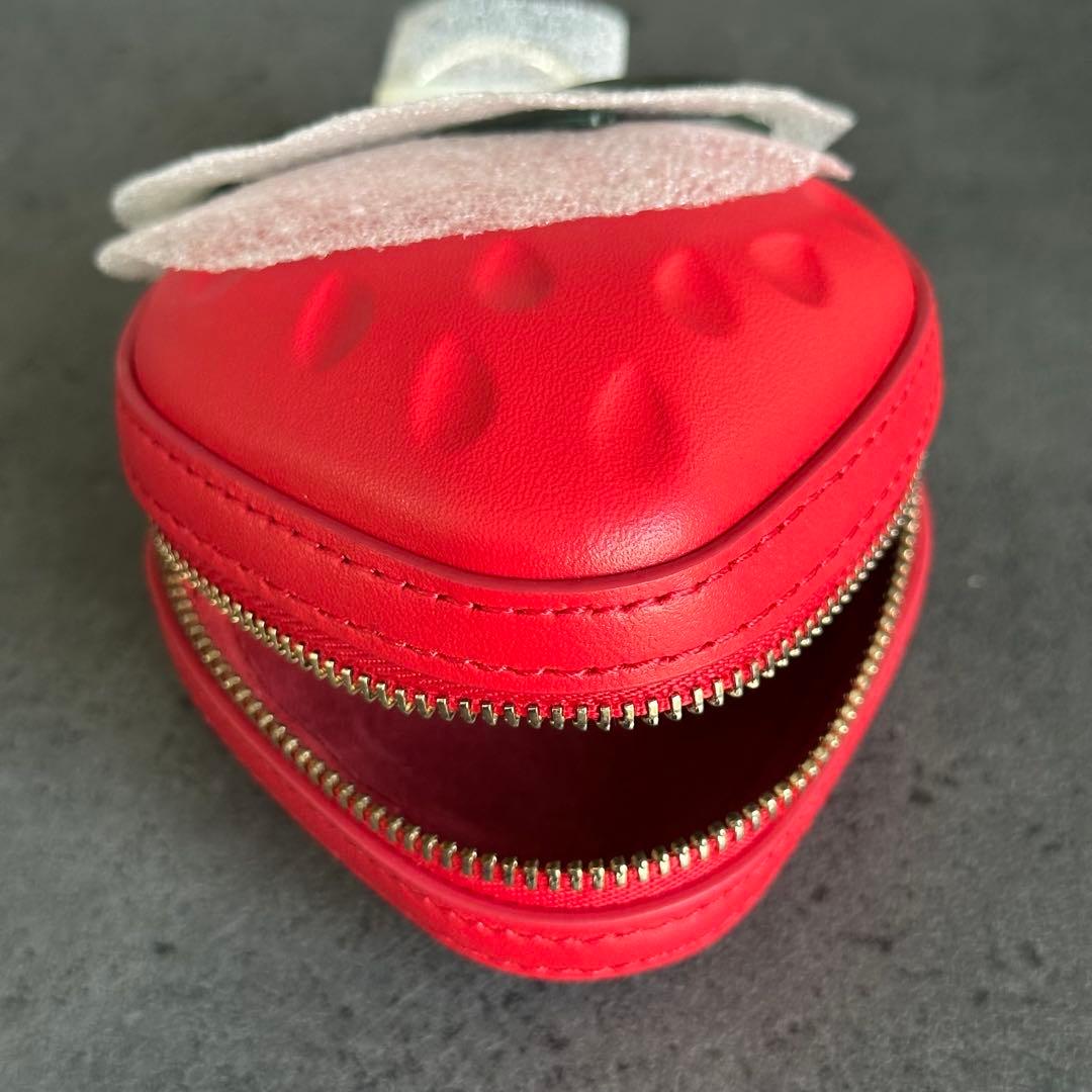 新品未使用✨ Kate Spade Strawberry Coin Purse