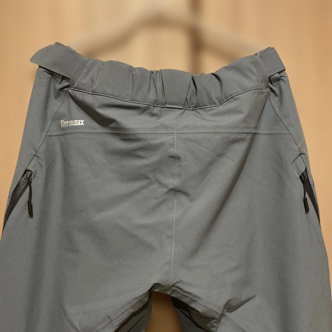 デサントスキー　DESCENTE スキーパンツ