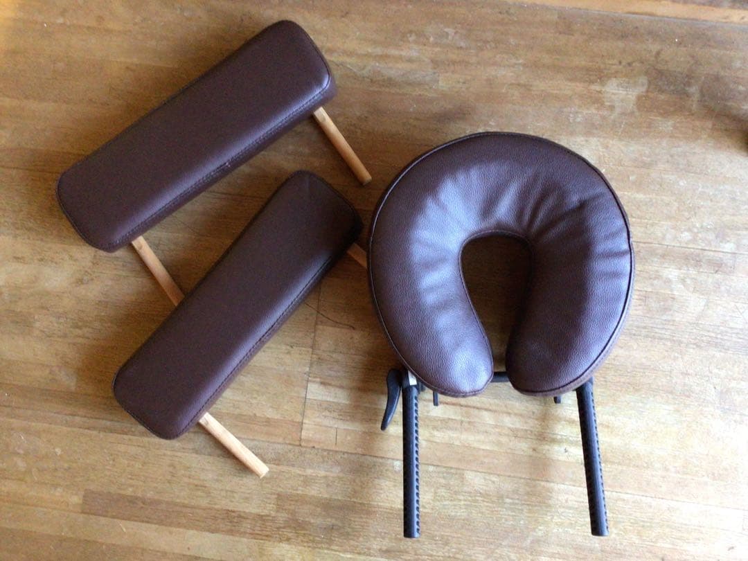 NEW Stella 折りたたみベッド 施術用　収納カバー付き