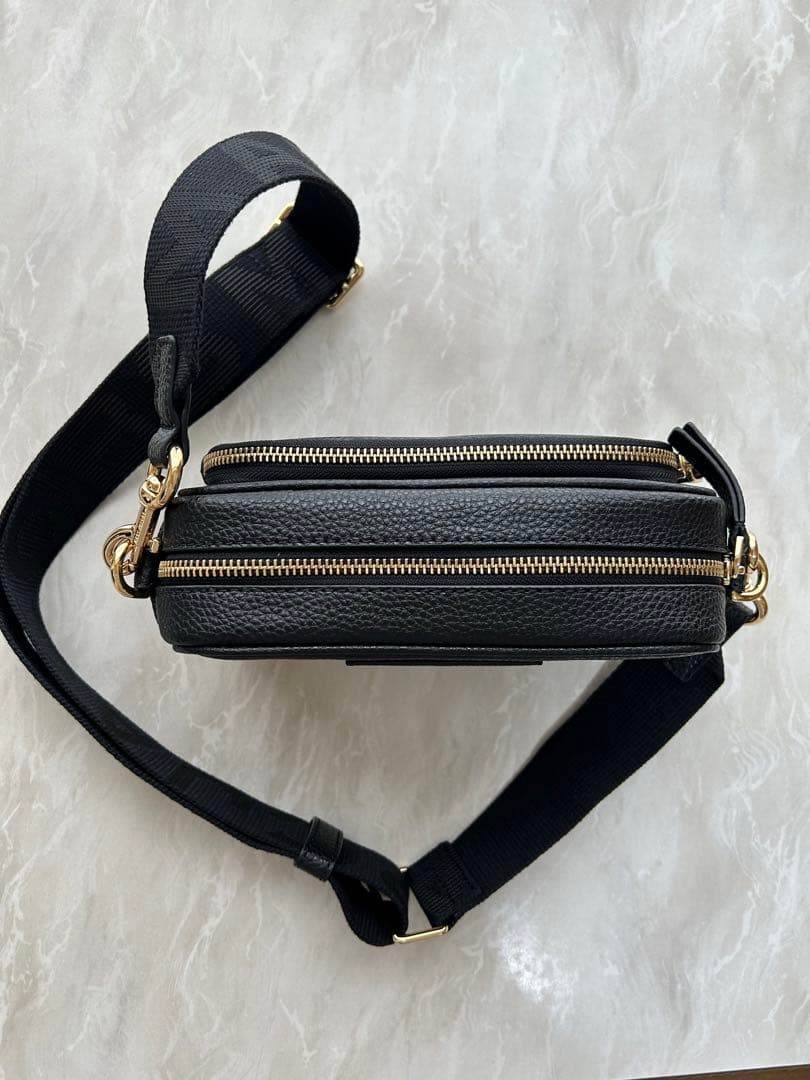 MARC JACOBS THE CROSSBODY ブラック
