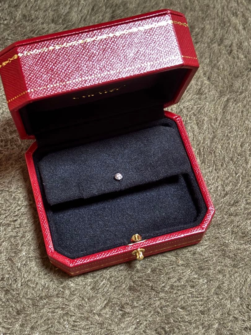 mint☺︎様カルティエ　ダムール　イヤリング（ピアス）　ホワイトゴールド