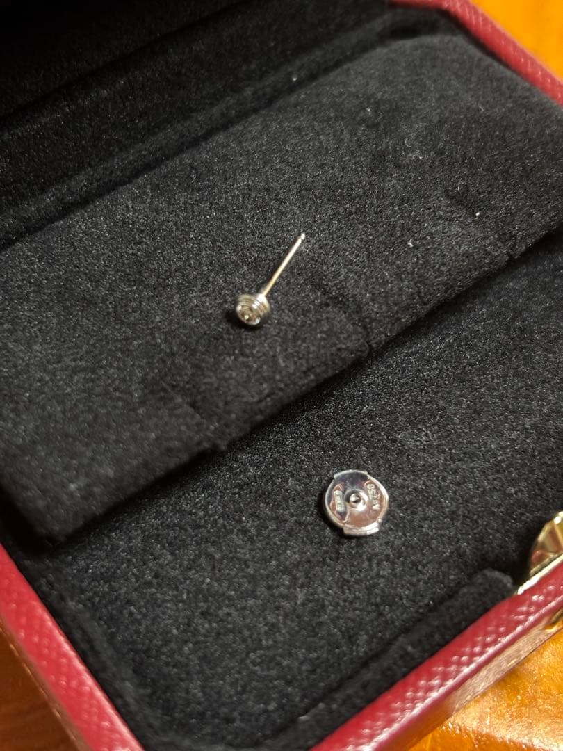 mint☺︎様カルティエ　ダムール　イヤリング（ピアス）　ホワイトゴールド