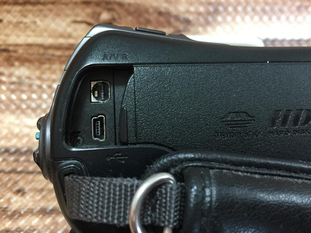 撮影画像あり 動作良好　SONY　HDR-SR11　付属品あり　FULLHD