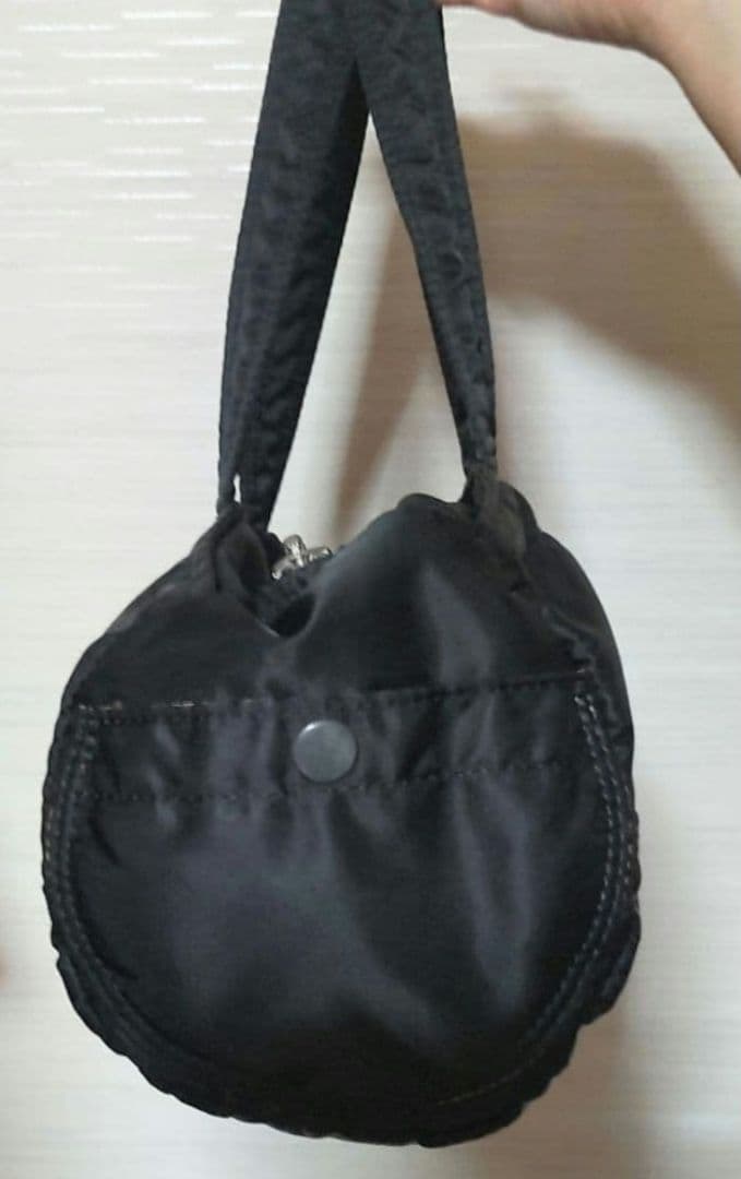 PORTER ブラック タンカーバッグＳサイズ 。缶バッジをお付けします。