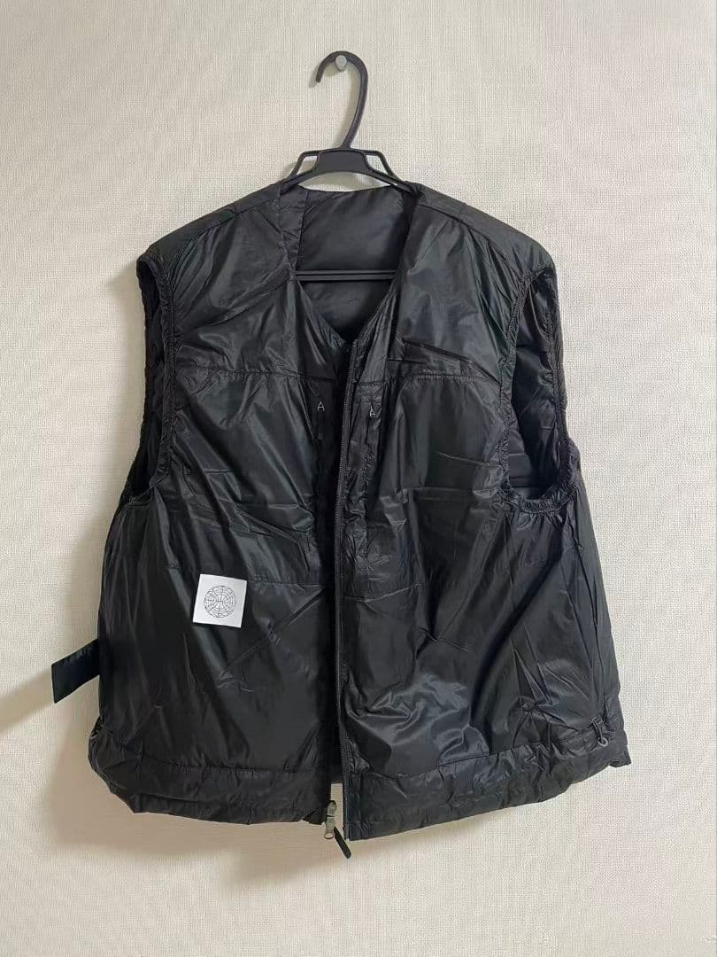 Goldwin 0 スリー ディメンショナル ダウン ライト ベスト