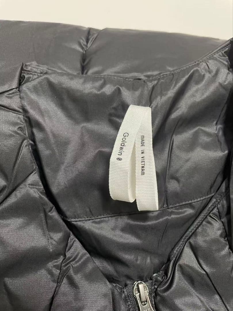 Goldwin 0 スリー ディメンショナル ダウン ライト ベスト