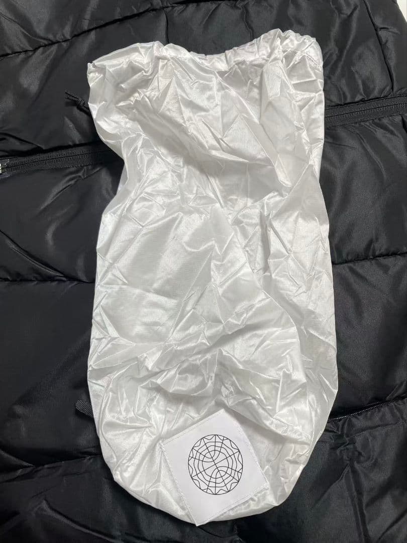 Goldwin 0 スリー ディメンショナル ダウン ライト ベスト