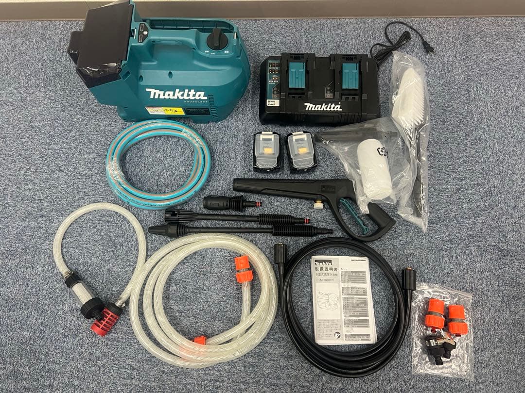 バッテリー＆充電器付きMakita MHW080D 高圧洗浄機本体