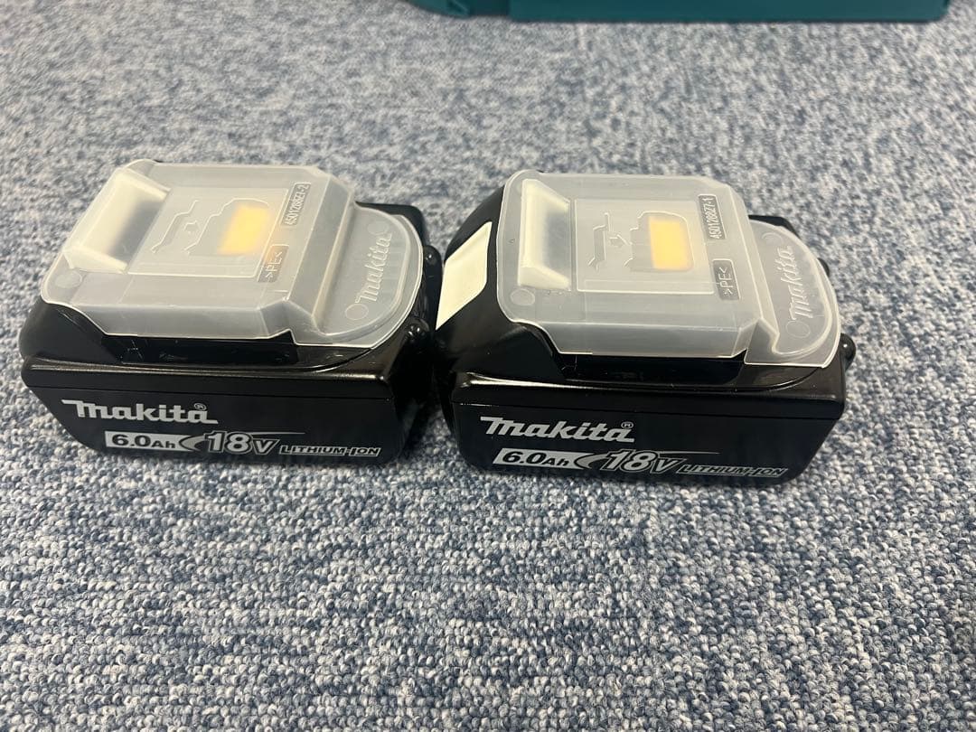 バッテリー＆充電器付きMakita MHW080D 高圧洗浄機本体